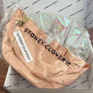 Stoney Clover Lane Sparkling Cider Jumbo Fanny Pack BNIP